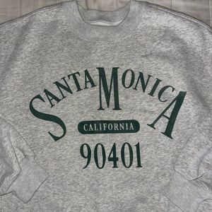 Abercrombie graphic crewneck